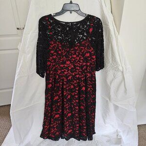 Women's Adrianne Papell cocktail dress, size 12, Black Lace